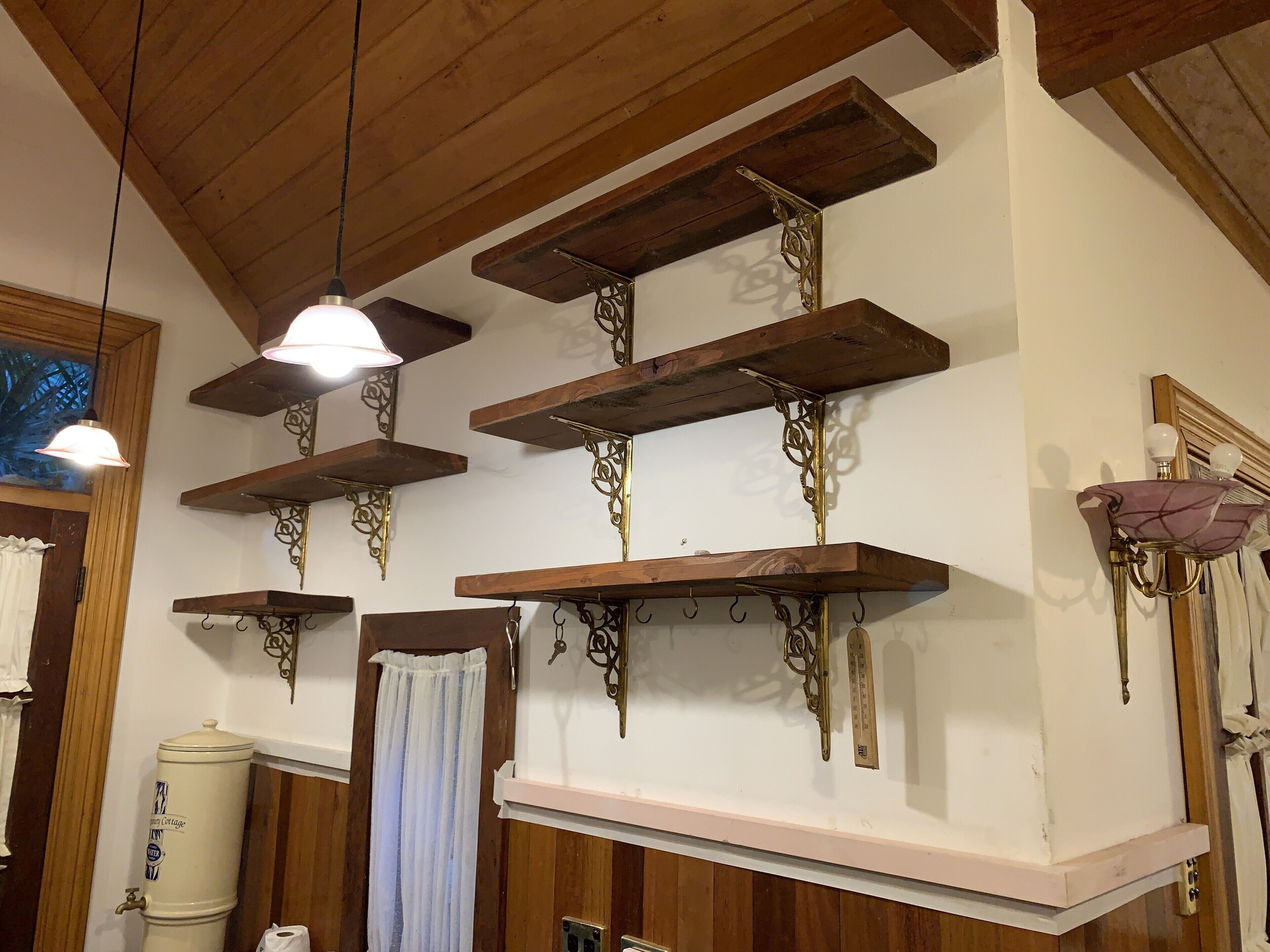 Garden Studio cabin Self contained with external bathroom — image 2