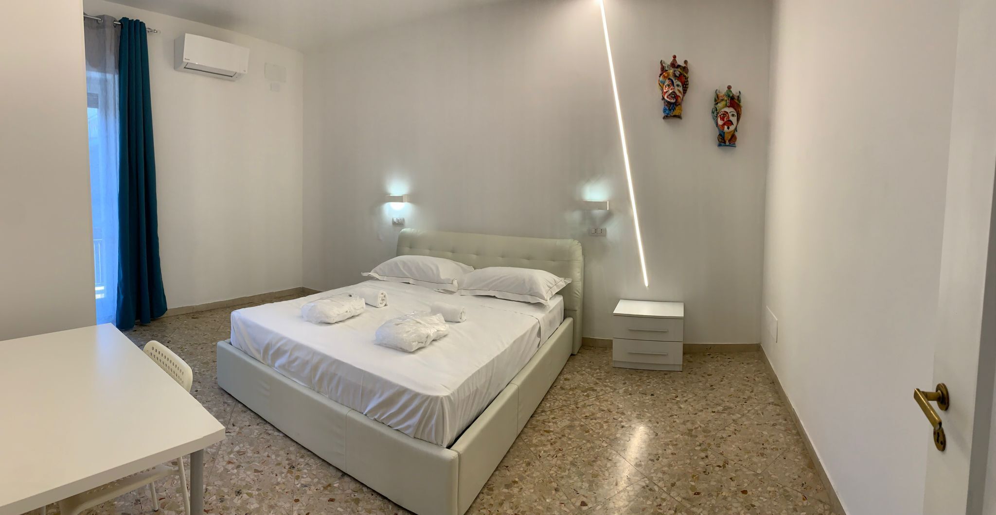 4 bedrooms, iron/ironing board, free WiFi, bed sheets