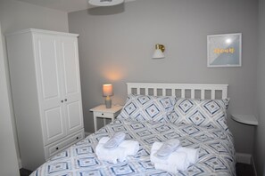 2 bedrooms, iron/ironing board, travel crib, free WiFi