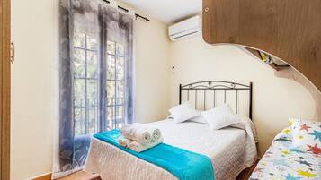 3 chambres, Wi-Fi gratuit, draps fournis