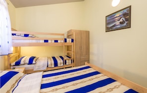 1 chambre, Wi-Fi gratuit, draps fournis