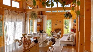 Living room - Lovely 4-bed Cottage in Kolasin (Kolašin)