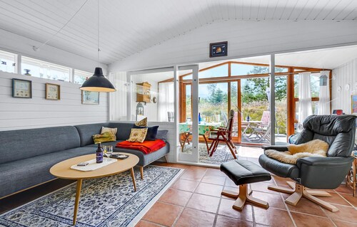 Stunning home in ålbæk with WiFi