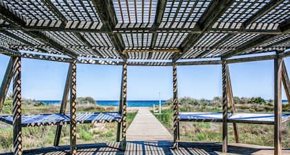 Gorgeous apartment in Cabanes with house sea view