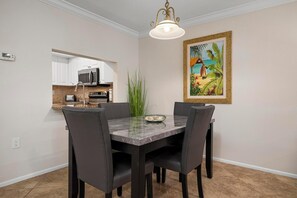 Dining - The Palm Bay club Siesta Key Beach (siesta key)