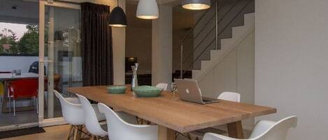 تناول الطعام