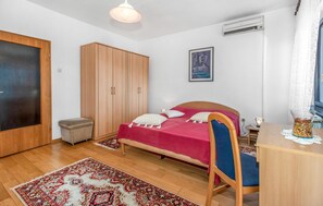 2 bedrooms, free WiFi, bed sheets