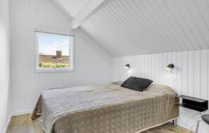 3 bedrooms, free WiFi - Stunning home in Juelsminde with WiFi (Juelsminde)