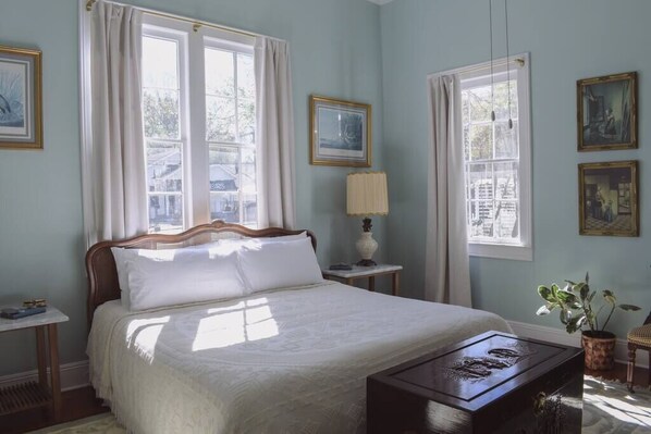 4 makuuhuonetta, ilmainen Wi-Fi