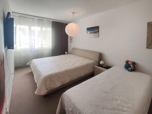 2 Schlafzimmer, Internetzugang