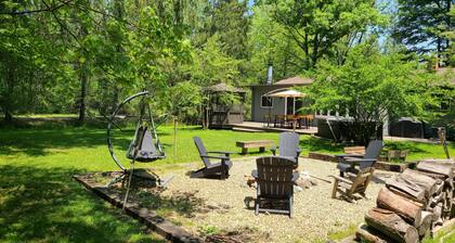 Family Getaway w/ year round Hot Tub