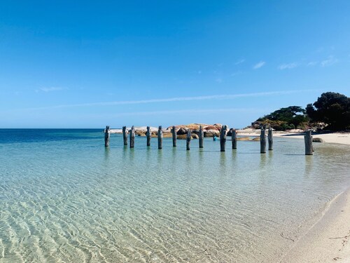 A luxurious with incredible seaviews and beaches only minutes away