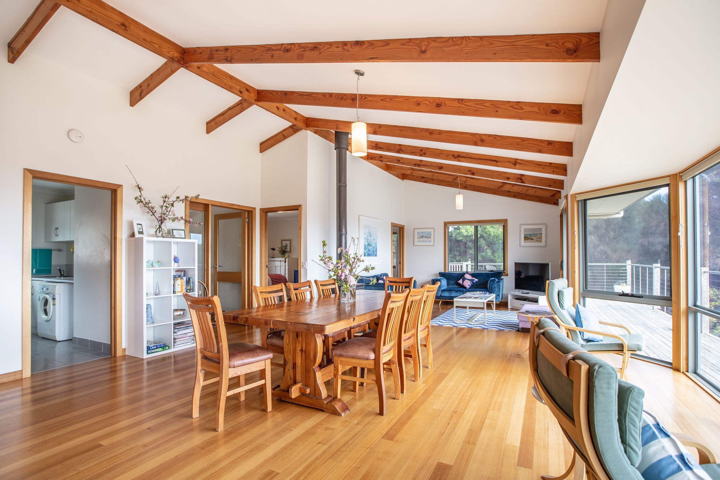 A luxurious with incredible seaviews and beaches only minutes away  — image 11