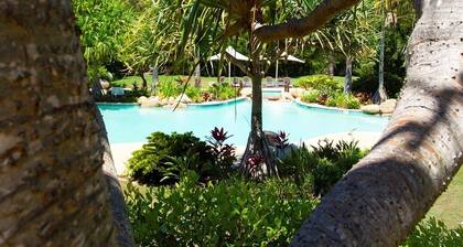 Cotton Beach 2 Bedroom Apartment with Private Rooftop