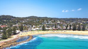 Beach - Ocean Vue - Stunning Views! (AVOCA BEACH)