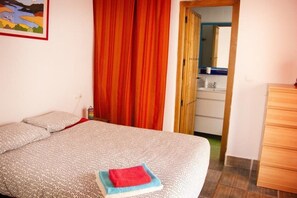 Room - Abililla (Granada)