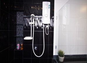 Double Room | Bathroom