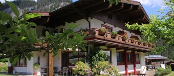 Holiday apartment 2 - for up to 9 people - vacation with family or friends