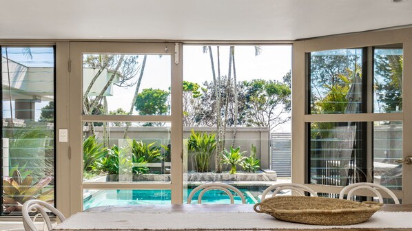 Dining - Lawson House 1 _ perfect property, perfect location, swimming pool! (Byron Bay)