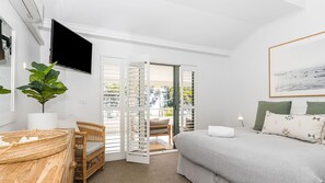 4 quartos, ferros/tábuas de passar roupa, Wi-Fi, roupa de cama