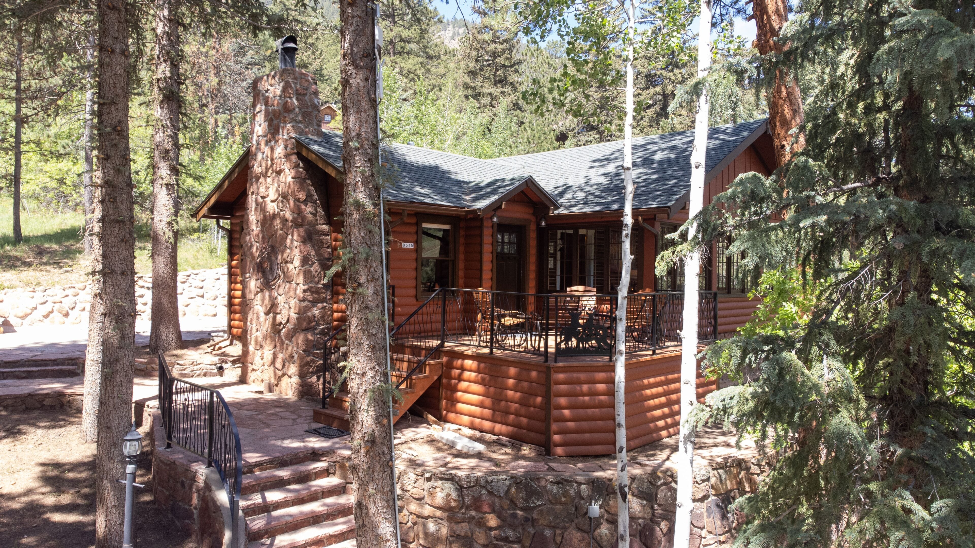 Peaceful Mtn Cabin; Base Camp for Adventure; Fast WiFi