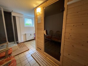 Sauna - Schöne Geräumige Ferienwohnung Nr. 1 - bis 6 Personen (Braunlage)