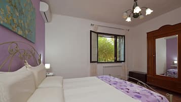 Vila Keluarga, beberapa kamar, tepi gunung (Villa Torres) | 3 kamar tidur, setrika/meja setrika, Wi-Fi gratis, dan seprai linen