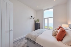 House | 3 bedrooms, individually decorated, individually furnished - Sand and Surf (Whitby)