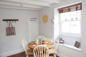 تناول الطعام