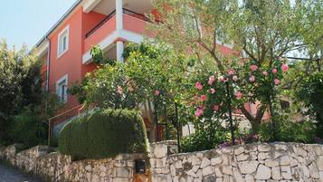 Apartment, Mehrere Betten | Außenbereich