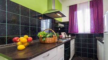 Apartment, Mehrere Betten | Eigene Küche | Kühlschrank, Ofen, Herdplatte, Geschirrspüler
