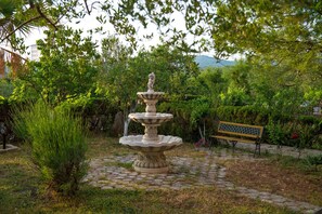 Apartment, 2 Queen-Betten | Unterkunftsgelände