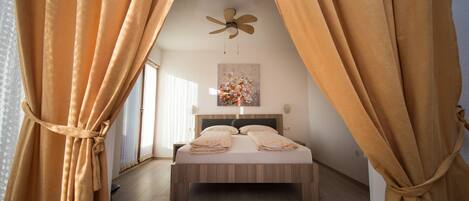 Apartment, 1 Queen Bed