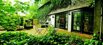 Charming Victorian Coach House