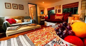 Smart-TV, Netflix, Streaming-Dienste, Stereoanlage