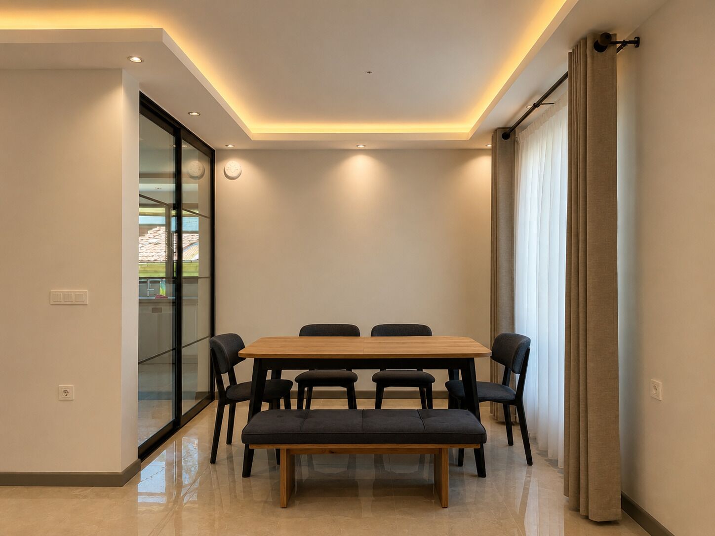 Apartment | Living area | 82-cm LCD TV with satellite channels, TV, heated floors