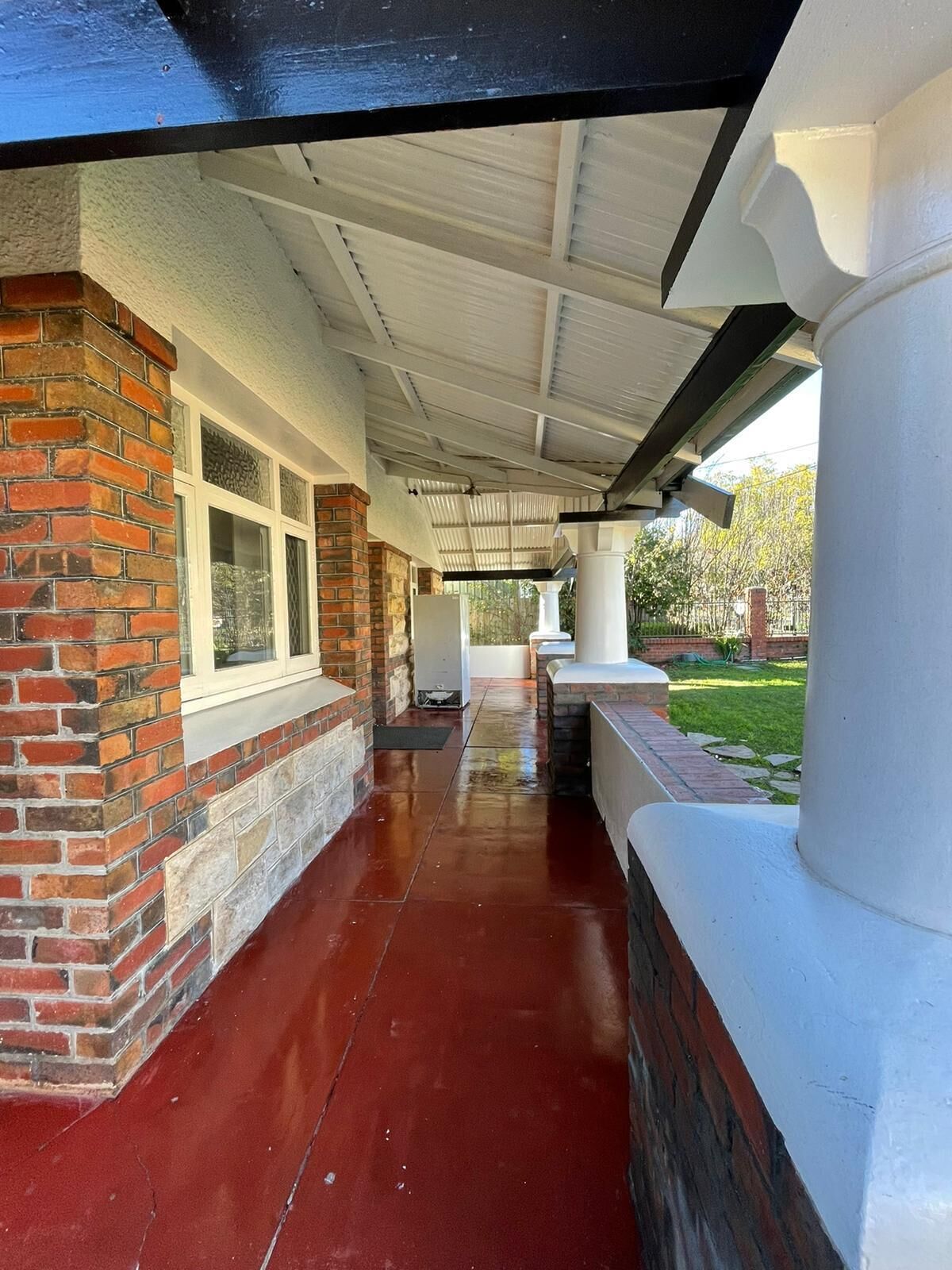 Group house 7 bedrooms — image 3