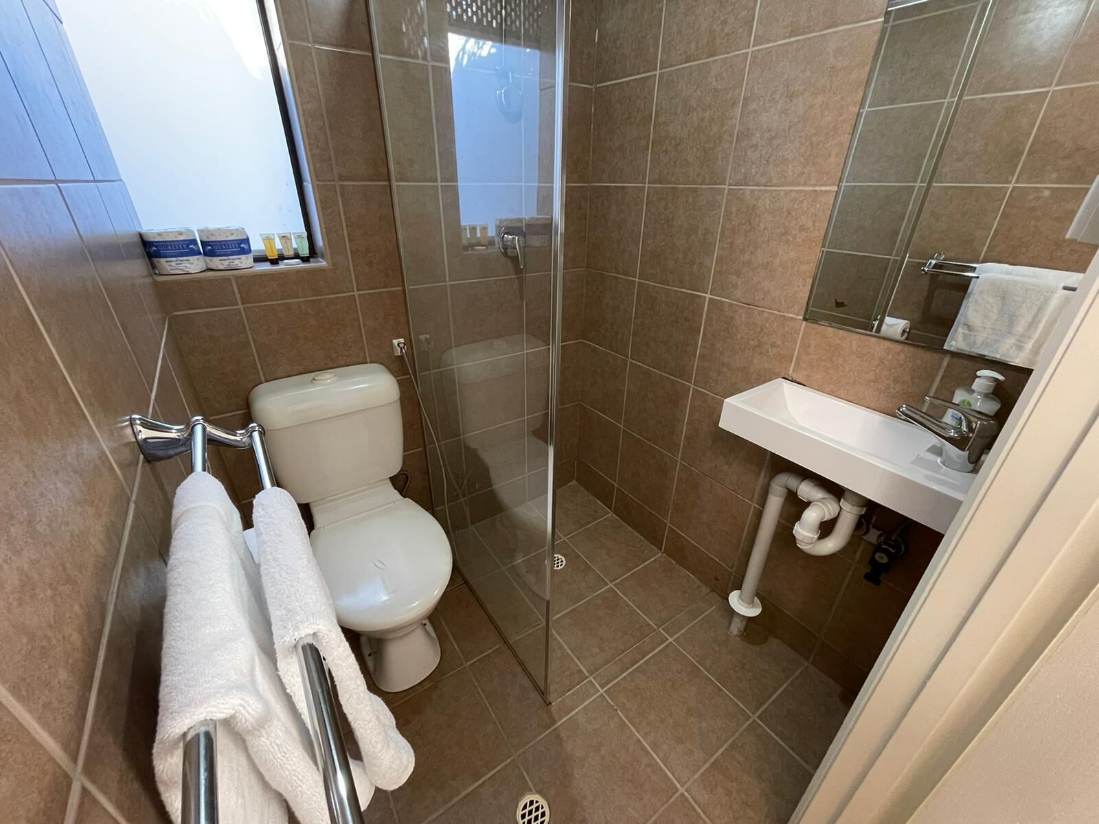 Group house 7 bedrooms — image 6