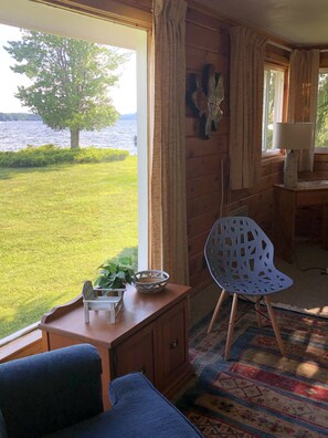 Interior - Stu's Viewz - Best View on 4th Lake, Amazing Shallow Sandy Swimming (Eagle Bay)