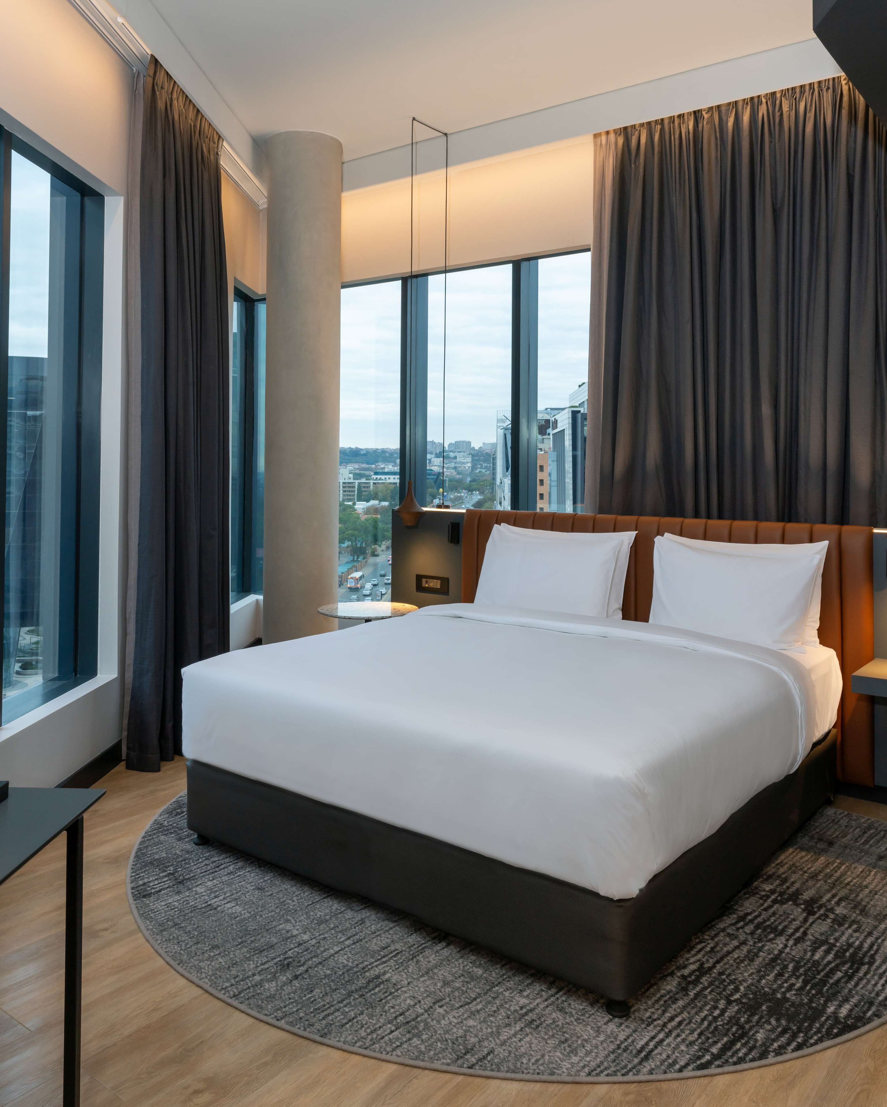 Suite, 1 Bedroom (Lounge Access) | Premium bedding, minibar, in-room safe, desk