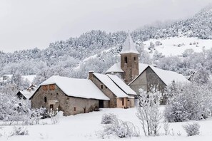 Exterior - Agréable Chalet Mobil-home au Pied des Pistes Calme Arboré St Leger les Mélèzes (Saint-Léger-les-Mélèzes)