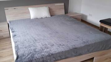 2 habitaciones, wifi gratis y ropa de cama