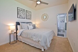 Queen bedroom with private bathroom and Smart TV - Walk to Coachella · Private Pool & Spa · 3BR/3BA (Indio)