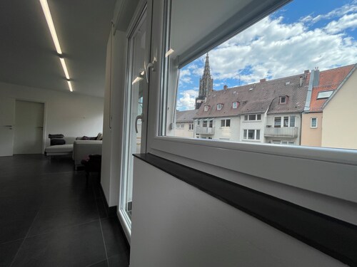 Superior 3 room Apartment Cathedral View