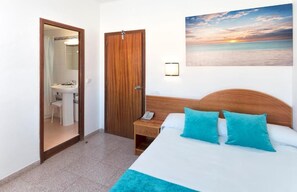 書桌、遮光布/窗簾、免費無線上網、無障礙通道