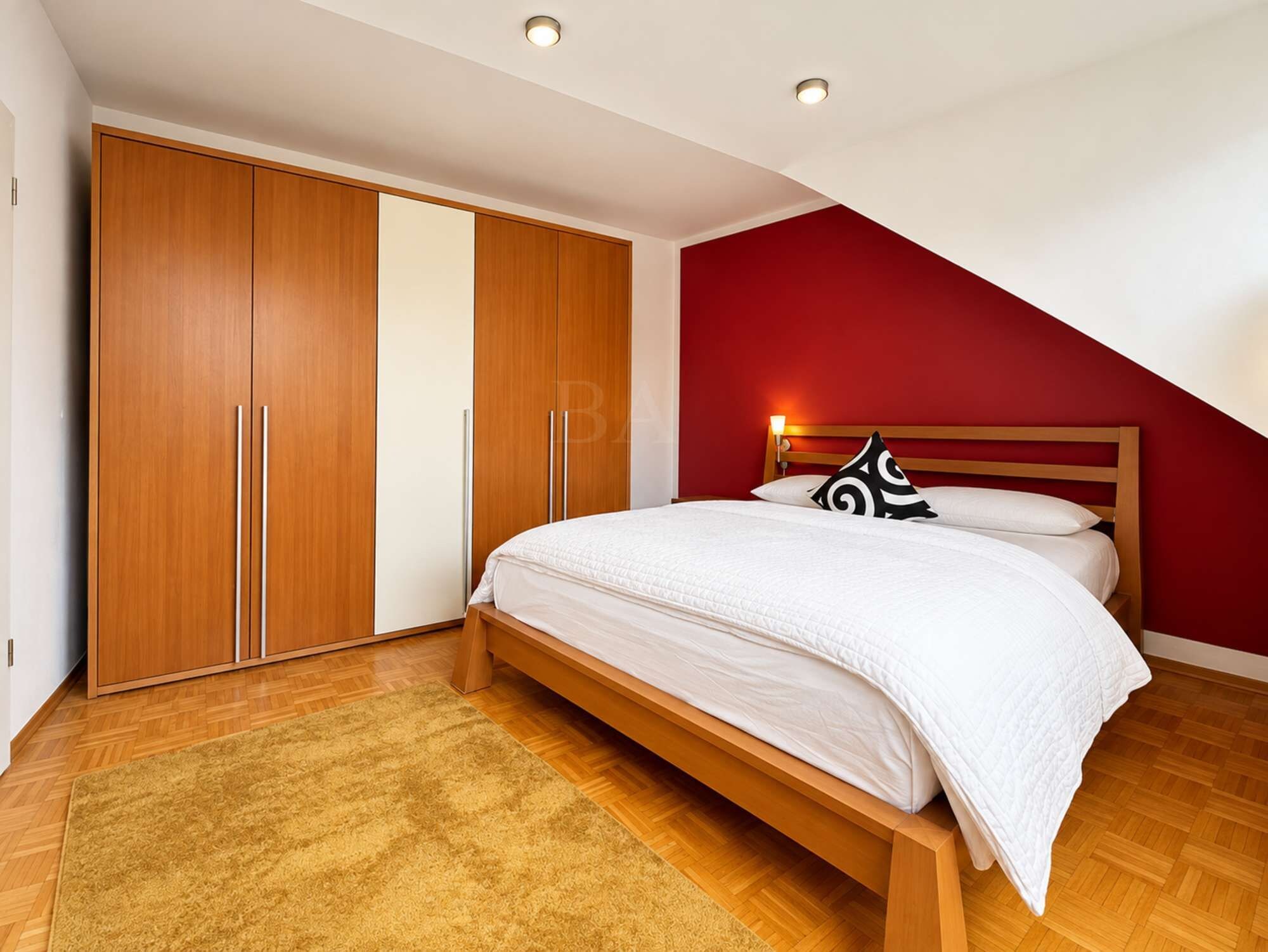 Schalfzimmer Schrankansicht – Apartment E