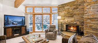 12 C Powder Run 2 Bedroom Condo by RedAwning