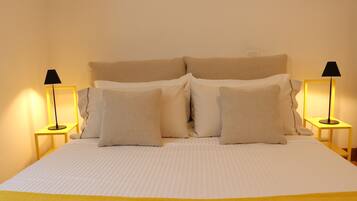 1 habitación, tabla de planchar con plancha, wifi gratis y ropa de cama