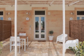 Superior Apartment, 2 Bedrooms | In-room safe, desk, soundproofing, free WiFi - Tenuta Cesarina (Alessano)