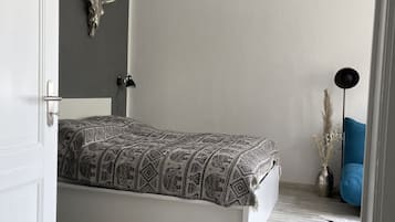 1 Schlafzimmer, BĂŒgeleisen/BĂŒgelbrett, kostenloses WLAN, BettwĂ€sche